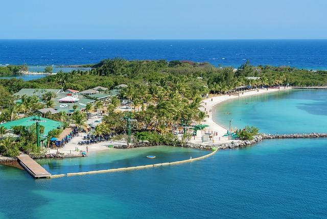 Top Tips for Eating Well Without Overspending While Visiting Roatan