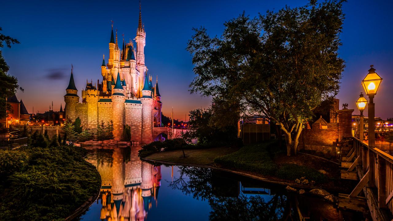 Tips to Save Money on Food While Visiting Disney World