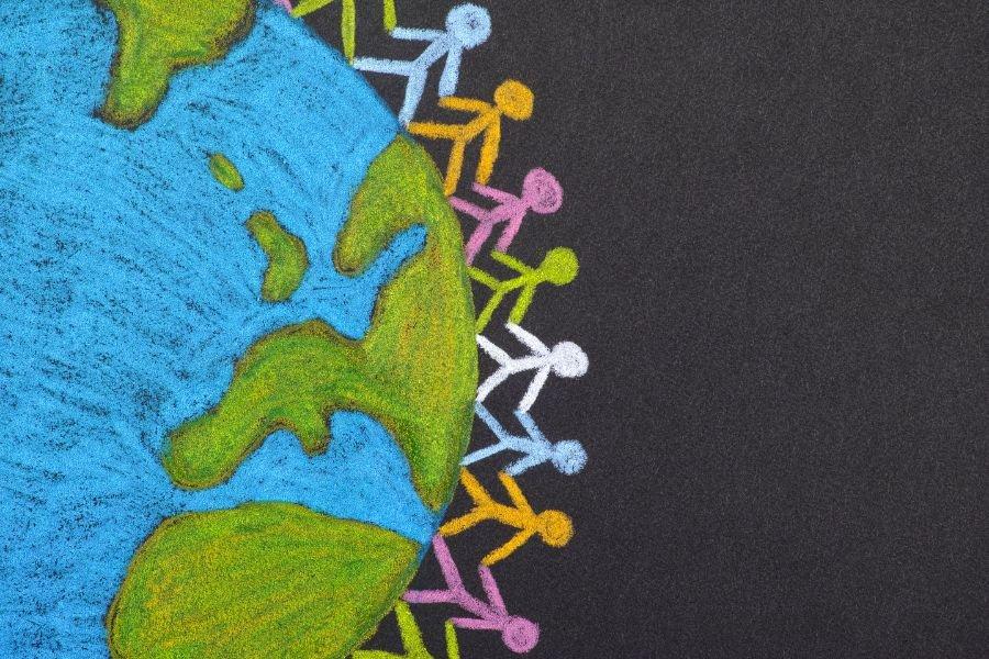 Cultural Perspectives on Meal Times Around the World